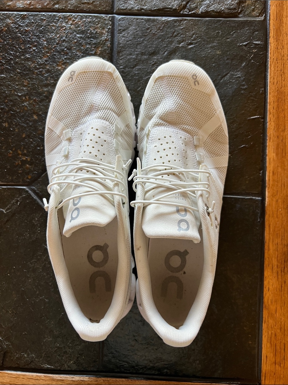 On Running White Womens Lightweight Athletic Sneakers